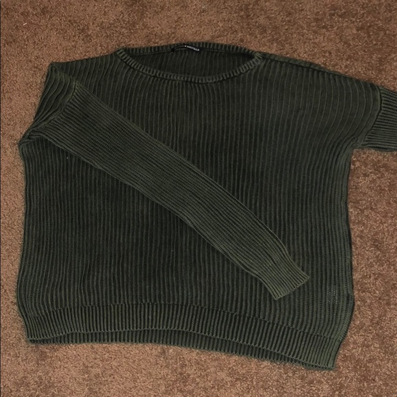 RARE brandy melville sweater - Picture 3 of 3